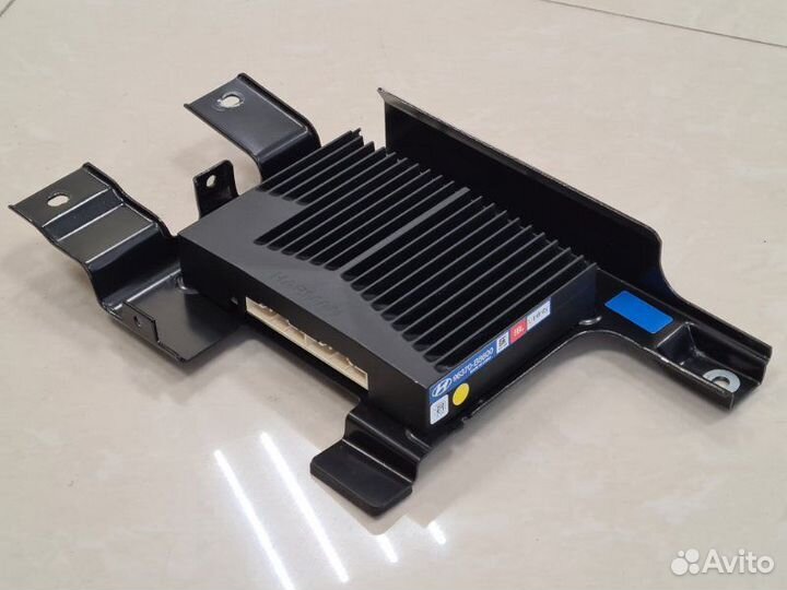 Усилитель звука Hyundai Grand Santa Fe DM D4HB