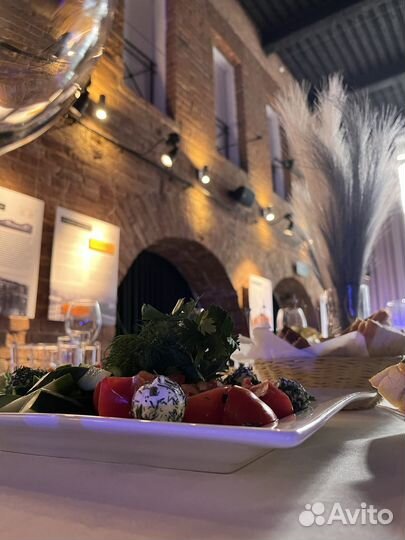 Рилсмейкер (видеограф) на свадьбу