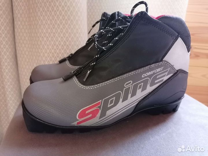 Лыжные ботинки на 39 размер бу
