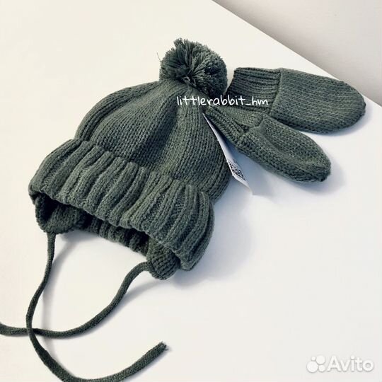 Комплект (зимняя шапка + варежки) H&M