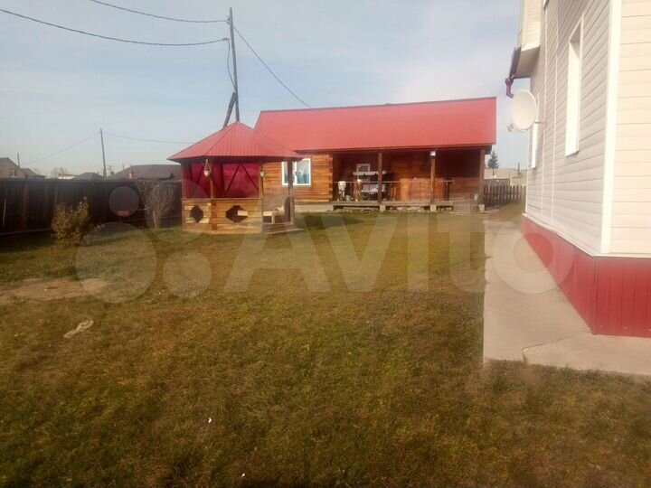 Коттедж 168 м² на участке 17 сот.