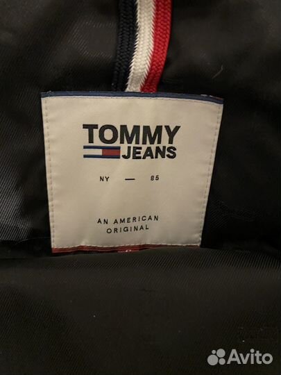 Tommy hilfiger пуховик женский S оригинал