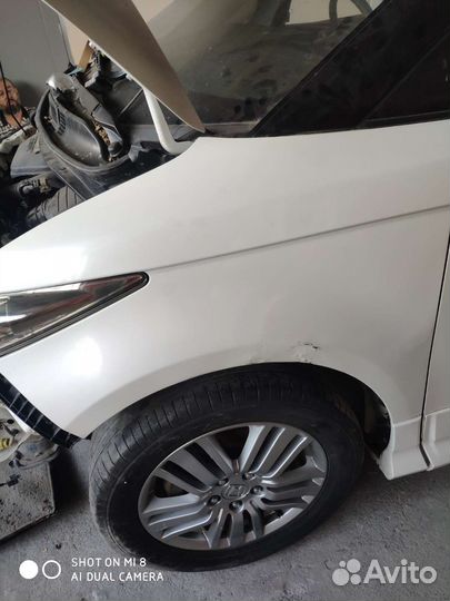 Крыло переднее Honda Elysion