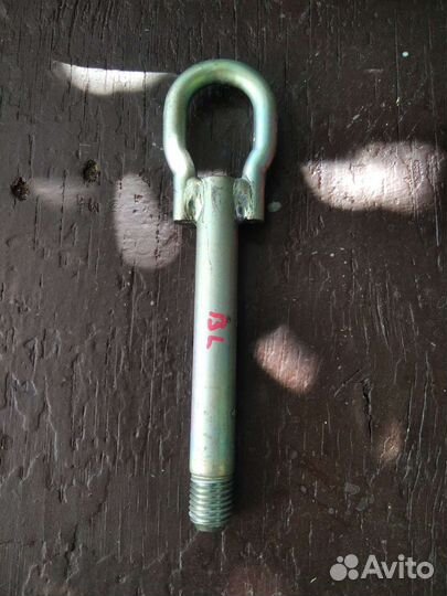 Mazda 3 BL буксировочный крюк