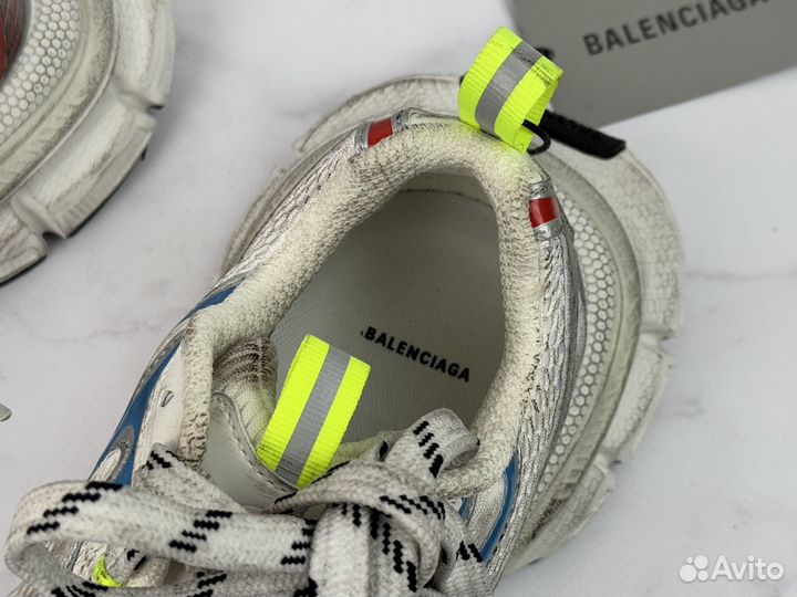 Balenciaga 3XL Sneaker Worn-Out - White Blue Red