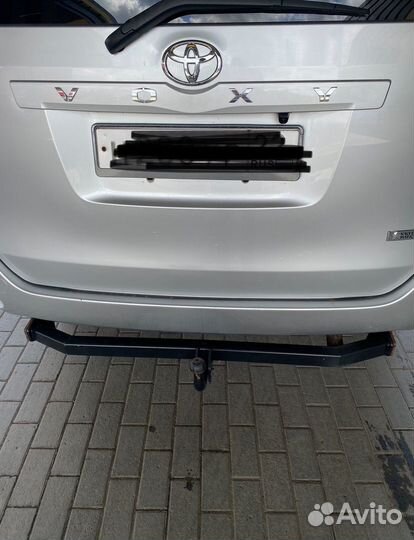 Фаркоп на Noah/voxy