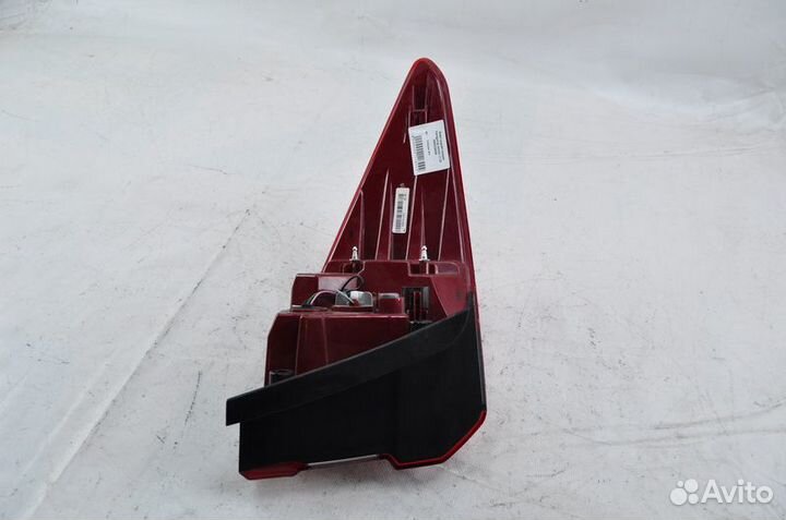 Б/У Б/У Фонарь задний правый SsangYong Rexton