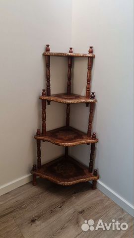 Этажерка в индийском стиле