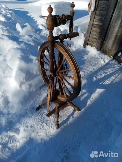 Прялка деревянная старинная