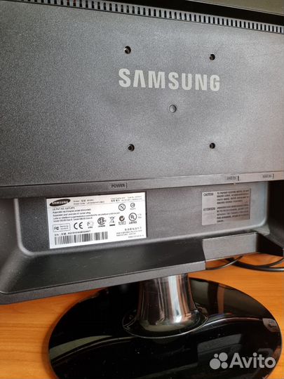 Монитор Samsung SyncMaster 953BW