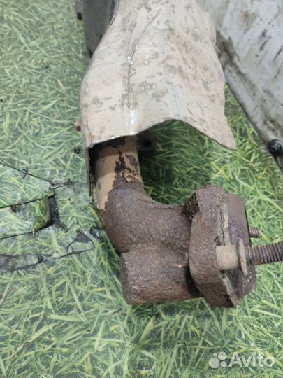 Выпускной коллектор правый Jaguar Xf седан 3.0