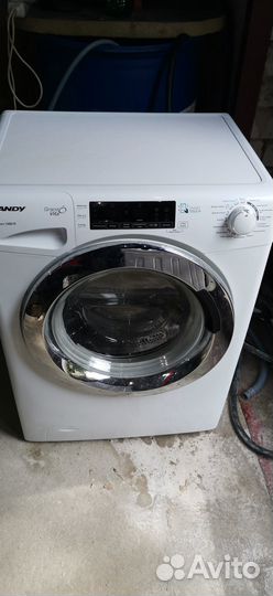 Узкая стиралка Candy GrandO Vita Smart на 8 кг