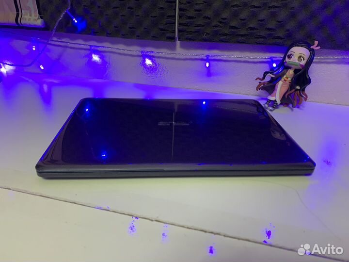 Мощнейший Нетбук Безумно компактных размеров