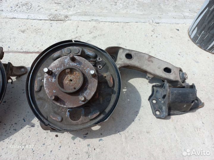 Рычаг ниссан либерти занний