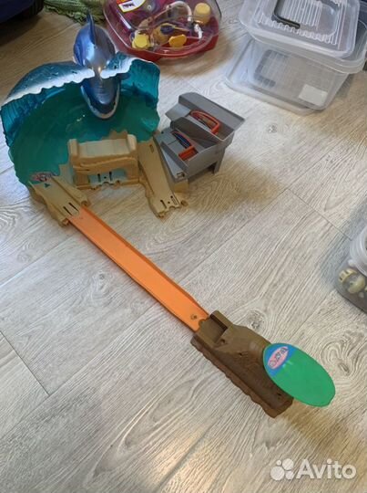 Hot wheels трек акула