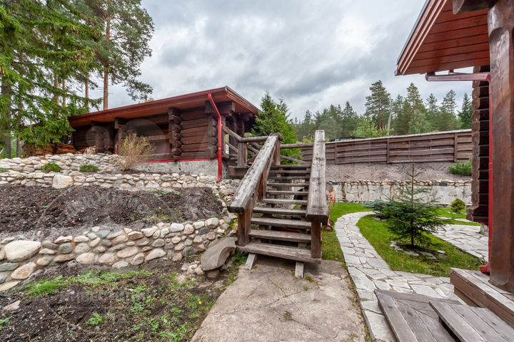 Дом 232,3 м² на участке 15 сот.