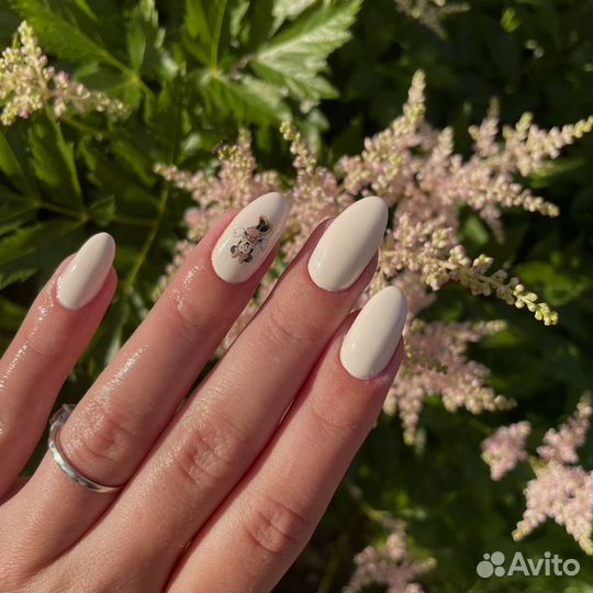 Мастер маникюра/оформление бровей