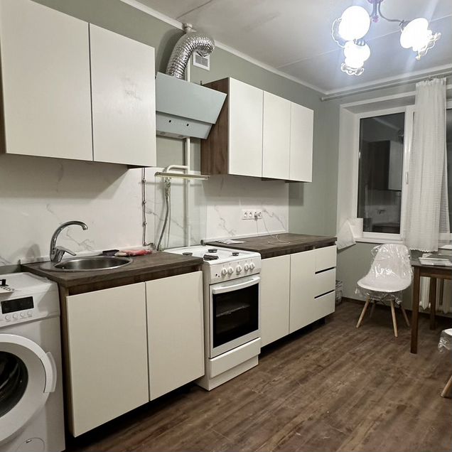 1-к. квартира, 35 м², 7/14 эт.