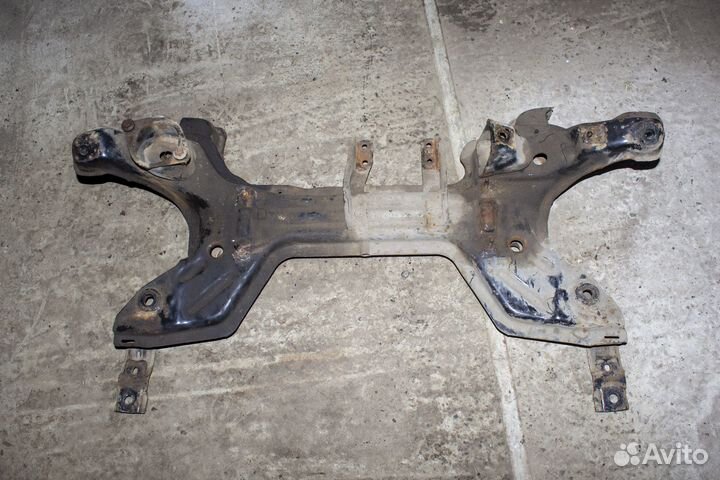 Подрамник vw passat b3, b4