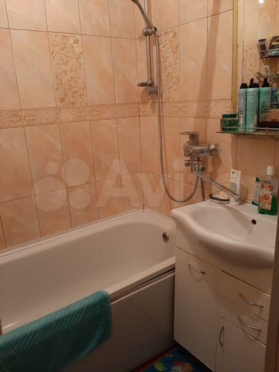 2-к. квартира, 48 м², 3/5 эт.