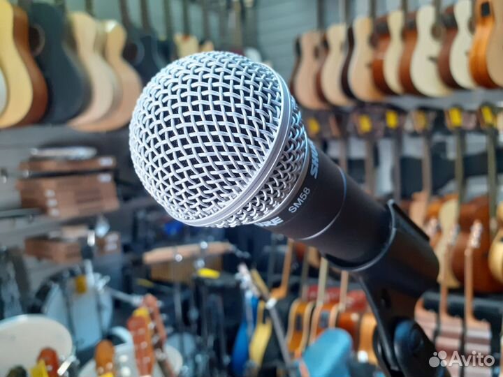Вокальный микрофон Shure SM 58