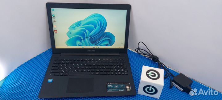 Ноутбук Asus X553M