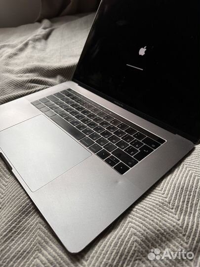 Apple MacBook Pro 15 2017 i7 16 500
