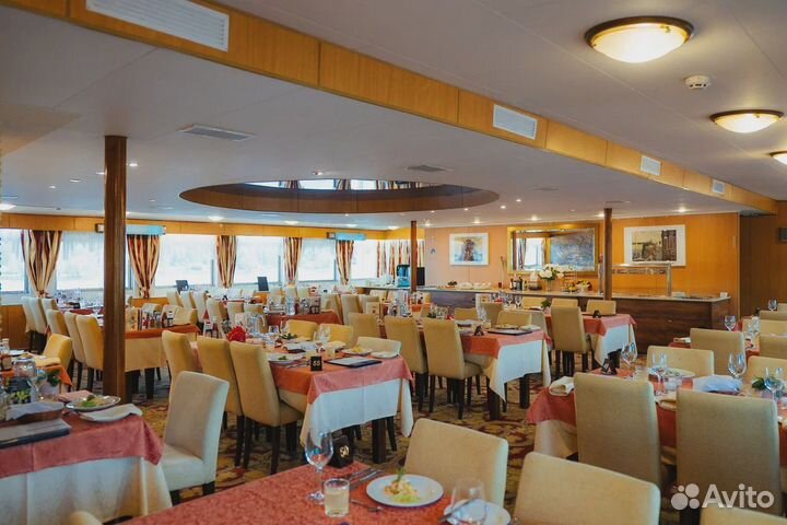 Официант на теплоход (с проживанием)