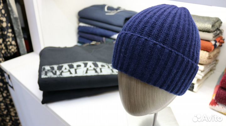 Шапочка Massimo Dutti Испания оригинал.Новая