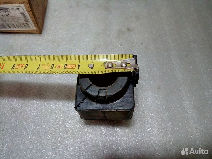 Volvo - Втулки стабилизатора новые