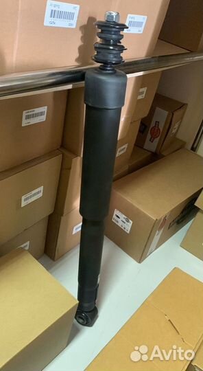 Задний электронный амортизатор Lexus GX470