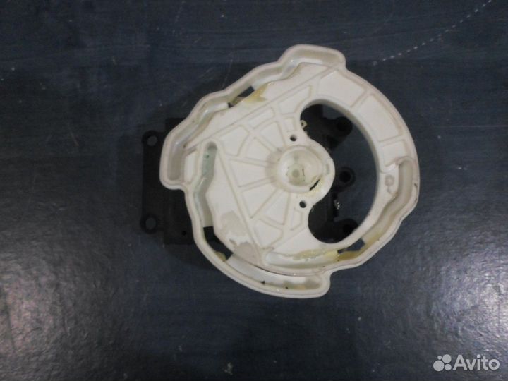 Моторчик привода заслонок отопителя (Mazda CX-5)