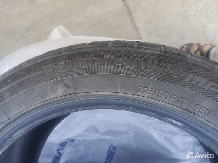 Toyo Tranpath MPZ 215/50 R17