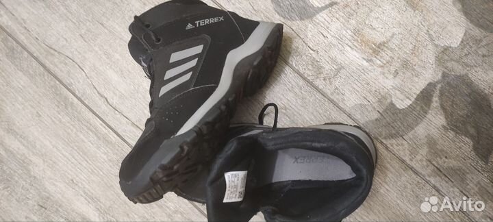 Кроссовки adidas terrex