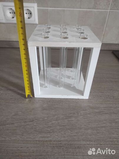 Ваза для цветов с пробирками