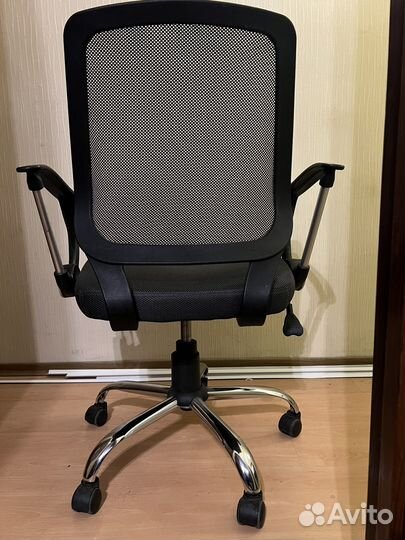 Компьютерное кресло