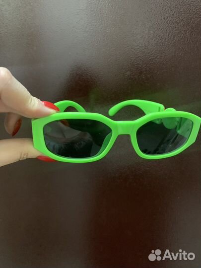 Солнцезащитные очки