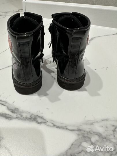 Осенние ботинки для девочки 26р