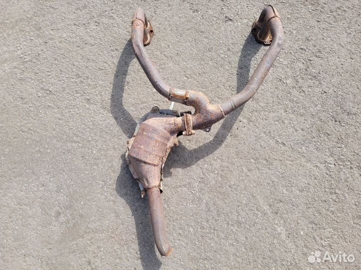 Приёмная труба глушителя на Forester SF