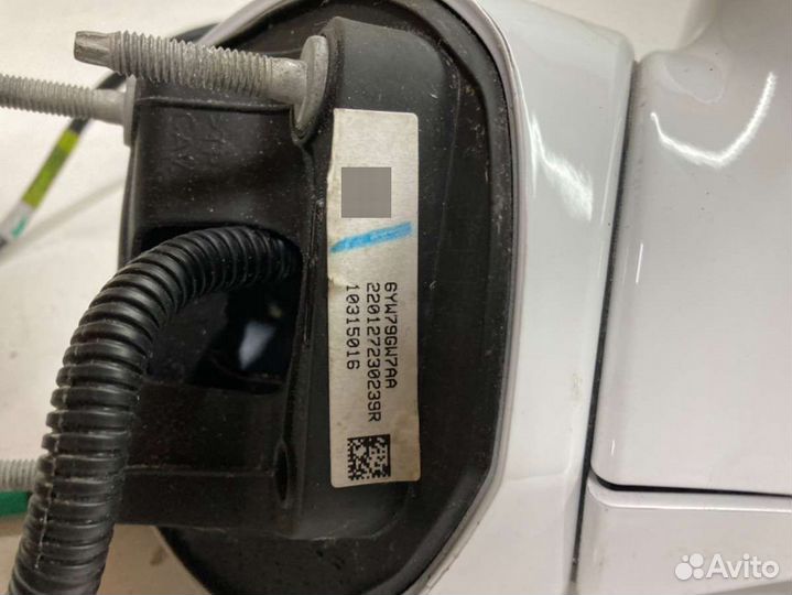 Зеркало левое Chrysler Pacifica 6YW78GW7AA