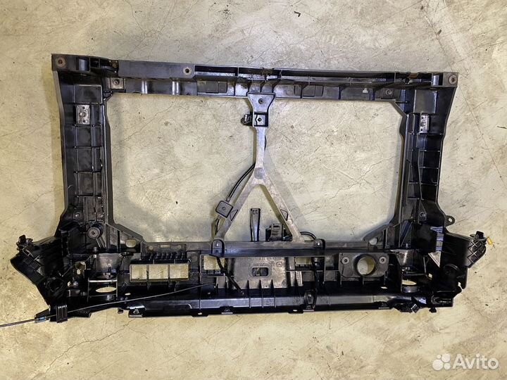 Телевизор (рамка радиатора) Mazda Axela BL5FP