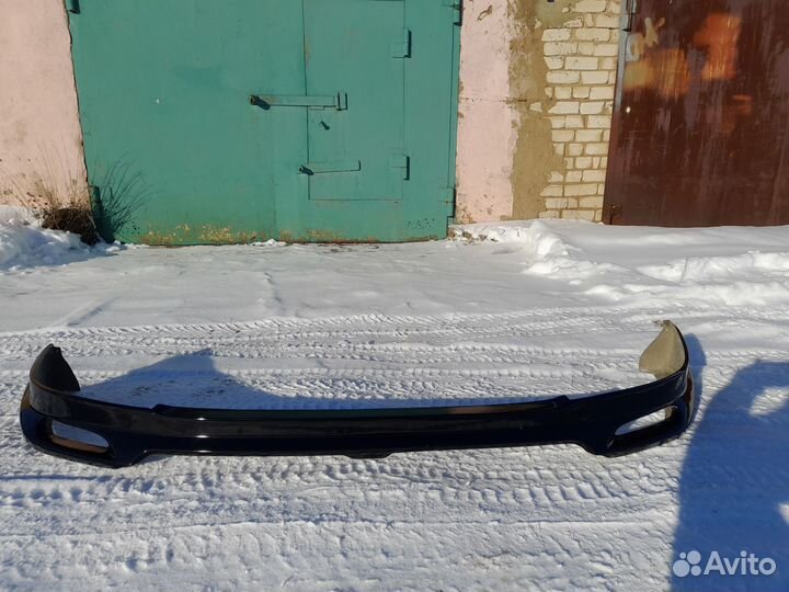 Губа на lancer 10