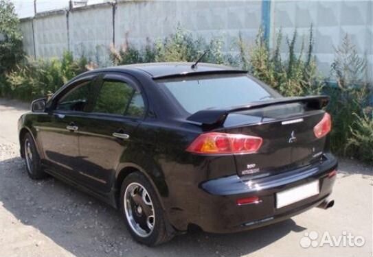 Козырёк на заднее стекло Lancer X