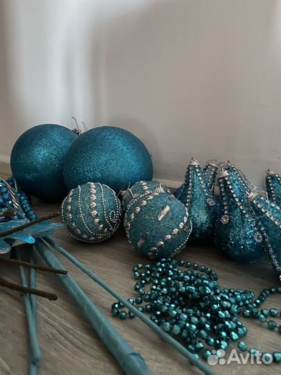 Новогодние украшения на елку