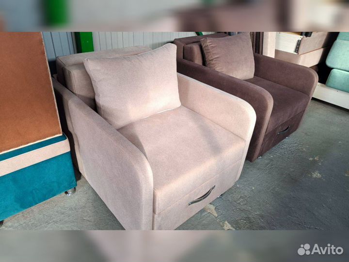 Кресло в гостинную