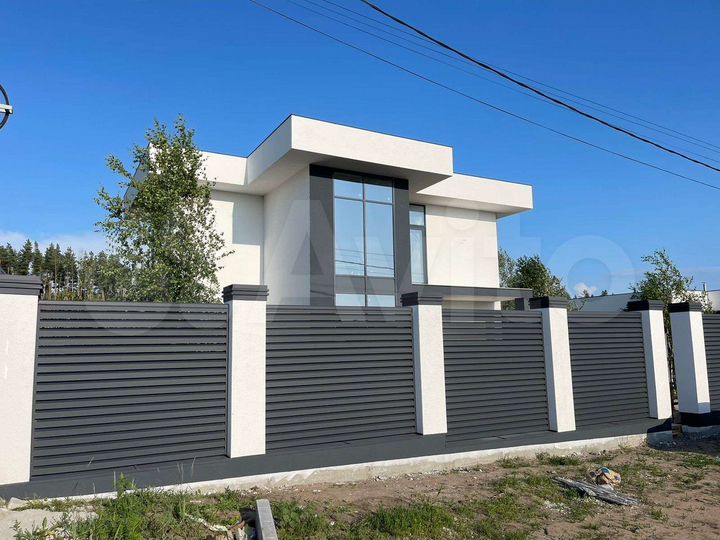 Коттедж 175 м² на участке 10 сот.