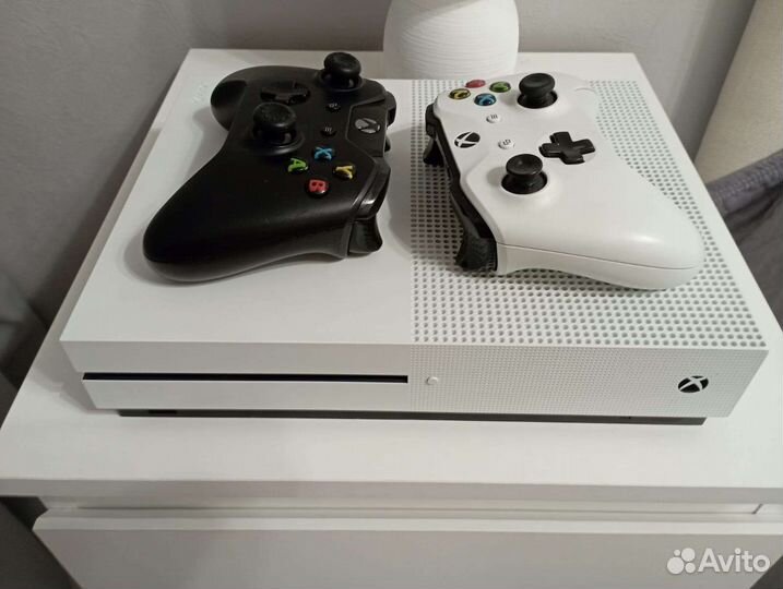 Xbox One s
