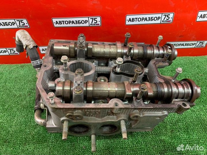 Головка блока цилиндров правая Subaru Forester SH5