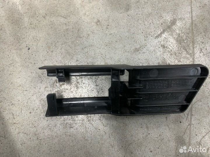 Заглушка полозьев сиденья Bmw X6 F16 N57D30A 2016