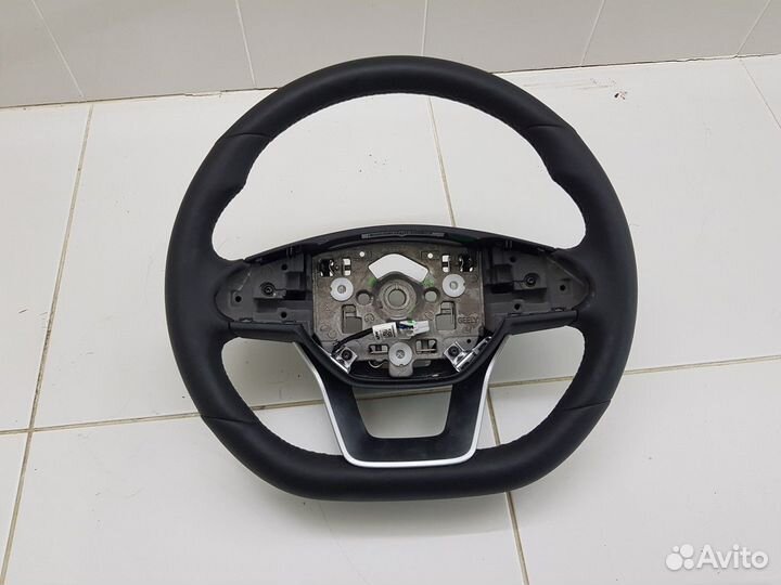 Рулевое колесо (Geely Coolray)